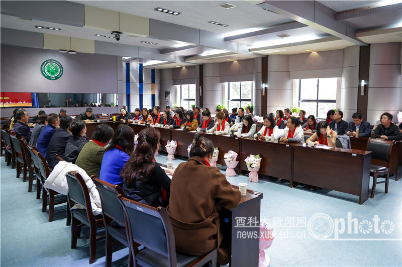 YAO_7692.JPG 原来名称也丢了