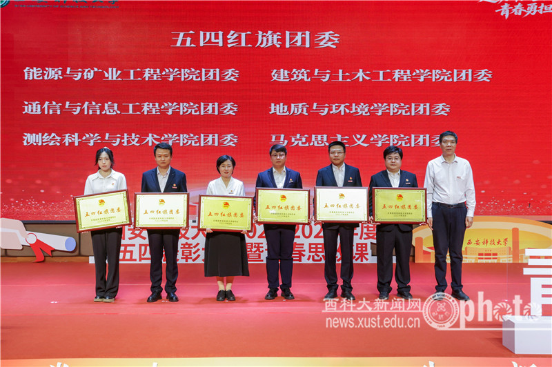 YAO_7658.JPG 原来名称也丢了